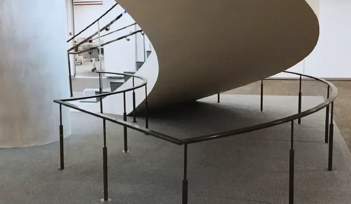 Bank of Canada, Ottawa: Underside of the curved stair with its curved soffit and railing base